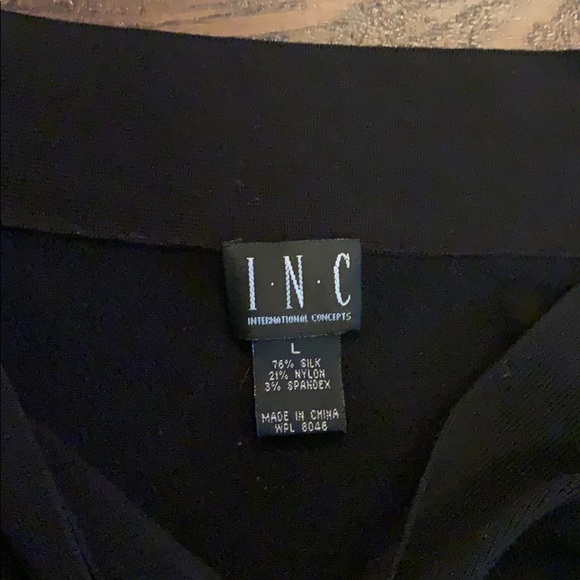 Black 3 quarter length sleeve top - Picture 2 of 3